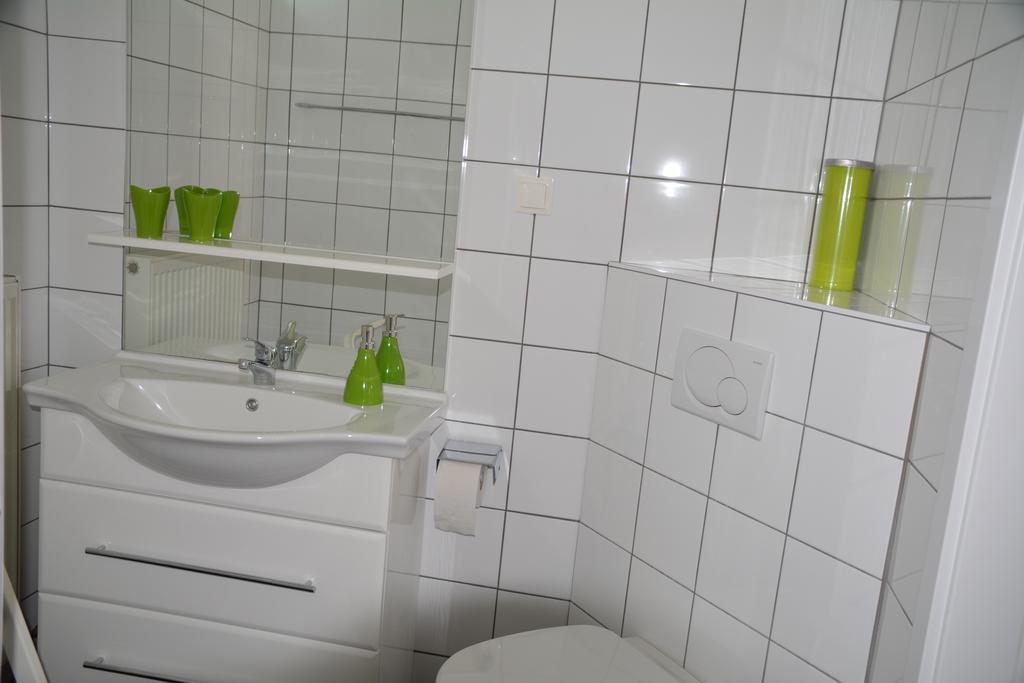Haus 4 You Apartment Winden am See Bagian luar foto